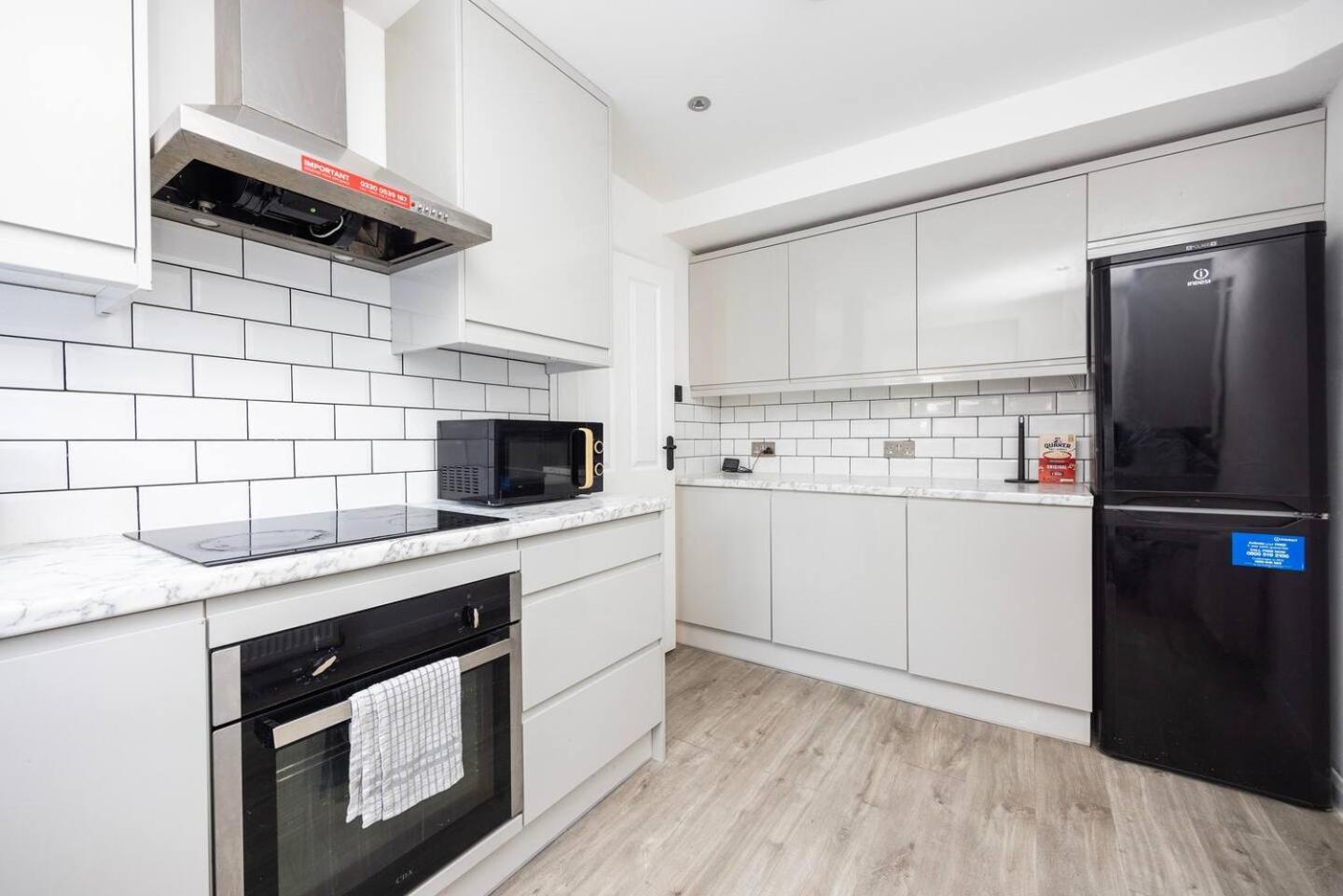 Chic Urban Perfect For Groups Of Six! Londra